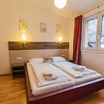 Διαμέρισμα Penthouse Schmetterling Mit Dachterrasse *