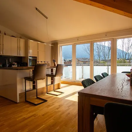 Апартаменты Penthouse Schmetterling Mit Dachterrasse Целль-ам-Зе