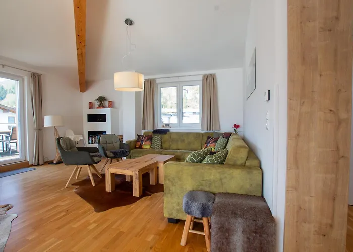 Penthouse Schmetterling Mit Dachterrasse * Zell am See