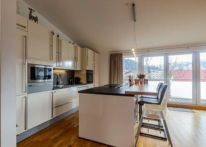 Penthouse Schmetterling Mit Dachterrasse Lägenhet Zell am See