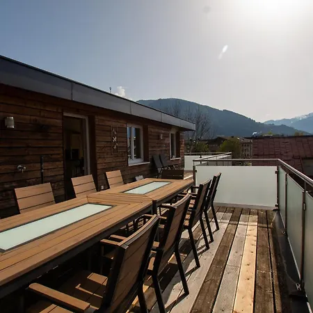 Penthouse Schmetterling Mit Dachterrasse *